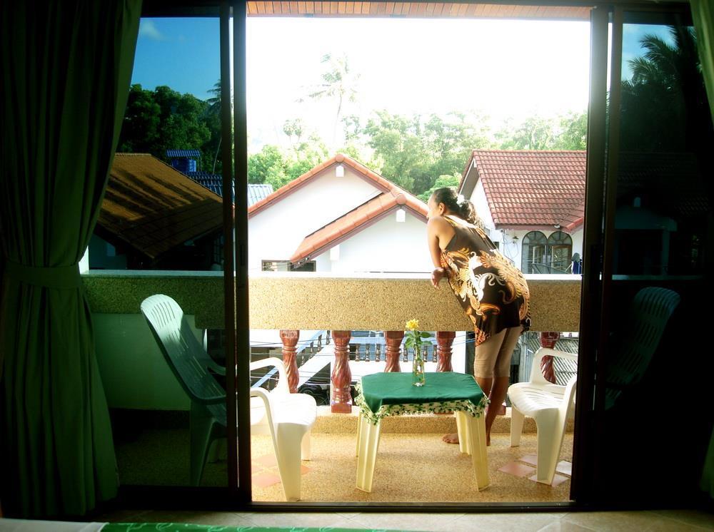 Waree'S Guesthouse Пхукет Экстерьер фото
